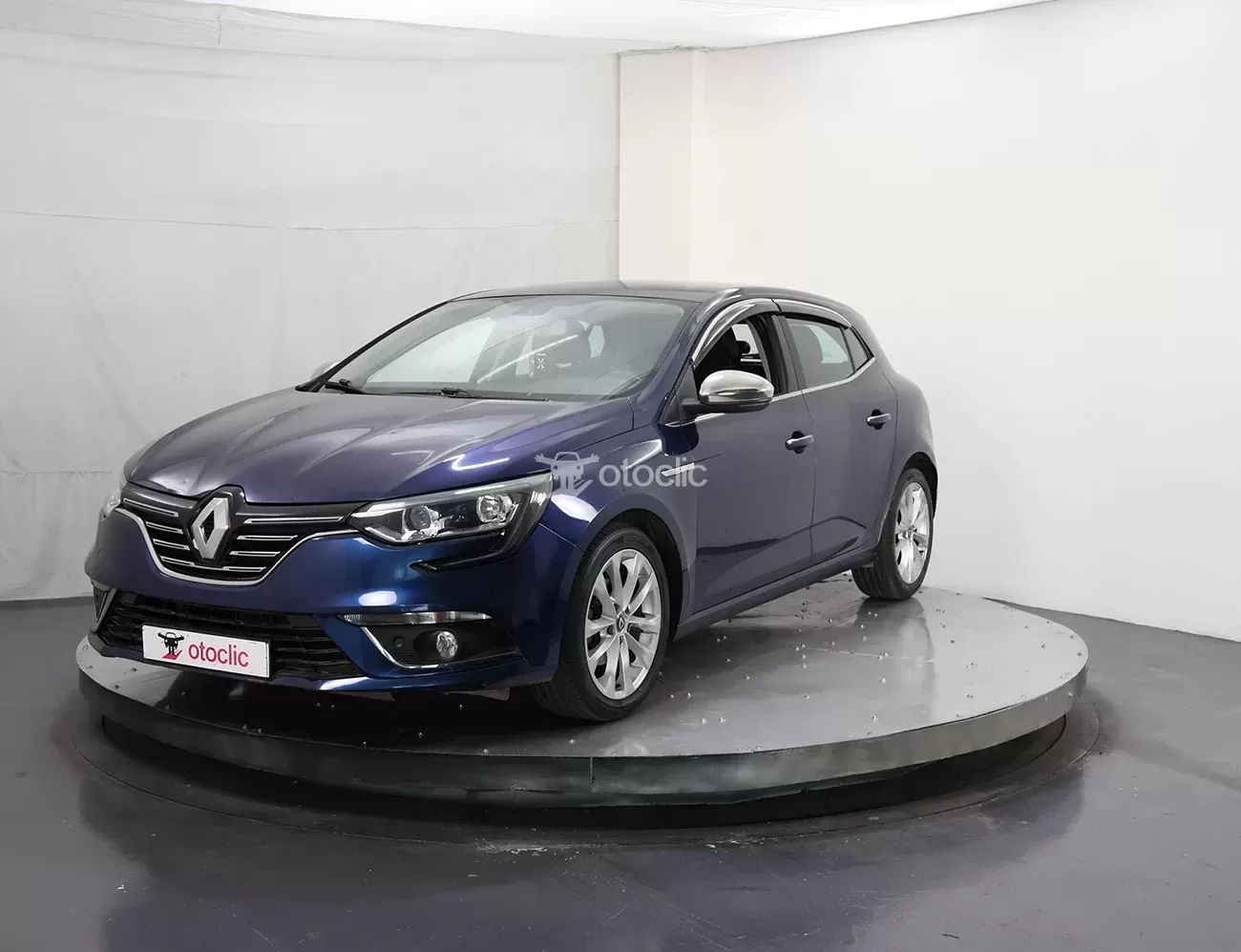 RENAULT Megane 1.5 dCi 110 Intens EDC 5p