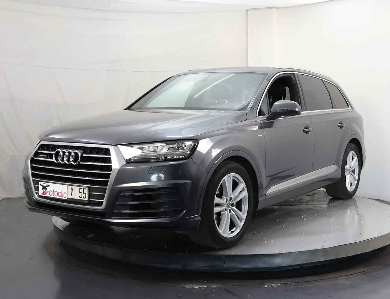 Audi Q7 quattro S-line