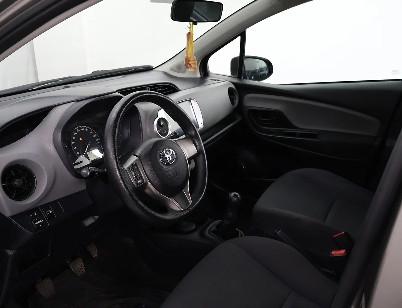 Toyota Yaris 1.0 Lounge