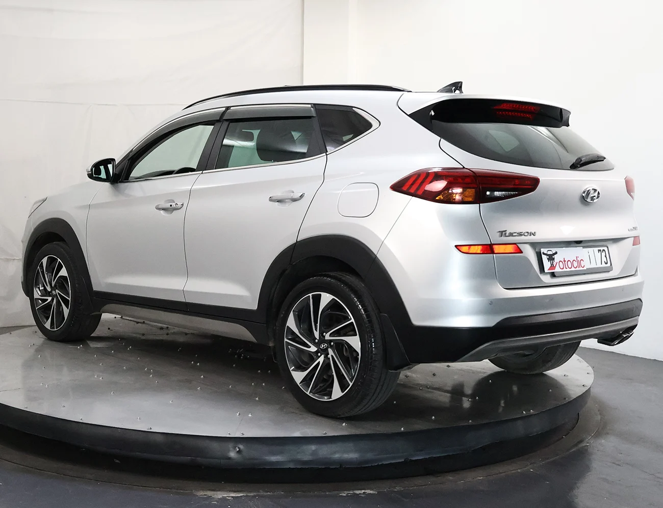 Hyundai Tucson 1.6 CRDi  Luxe+